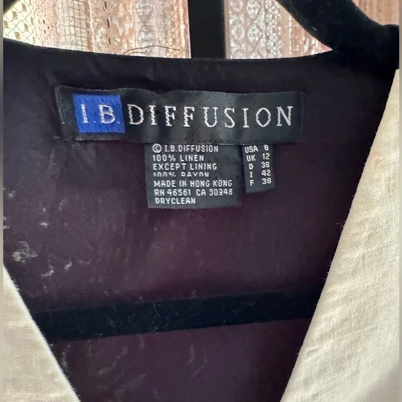 VTG Bohemian Embroidered Vest - Picture 3 of 6